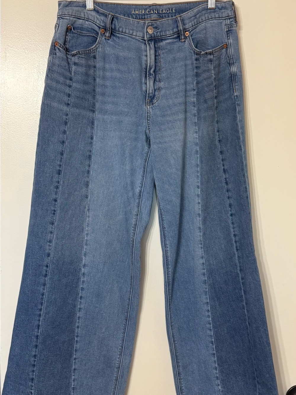 American Eagle Outfitters Women’s Two-Tone Blue Wide Leg Jeans